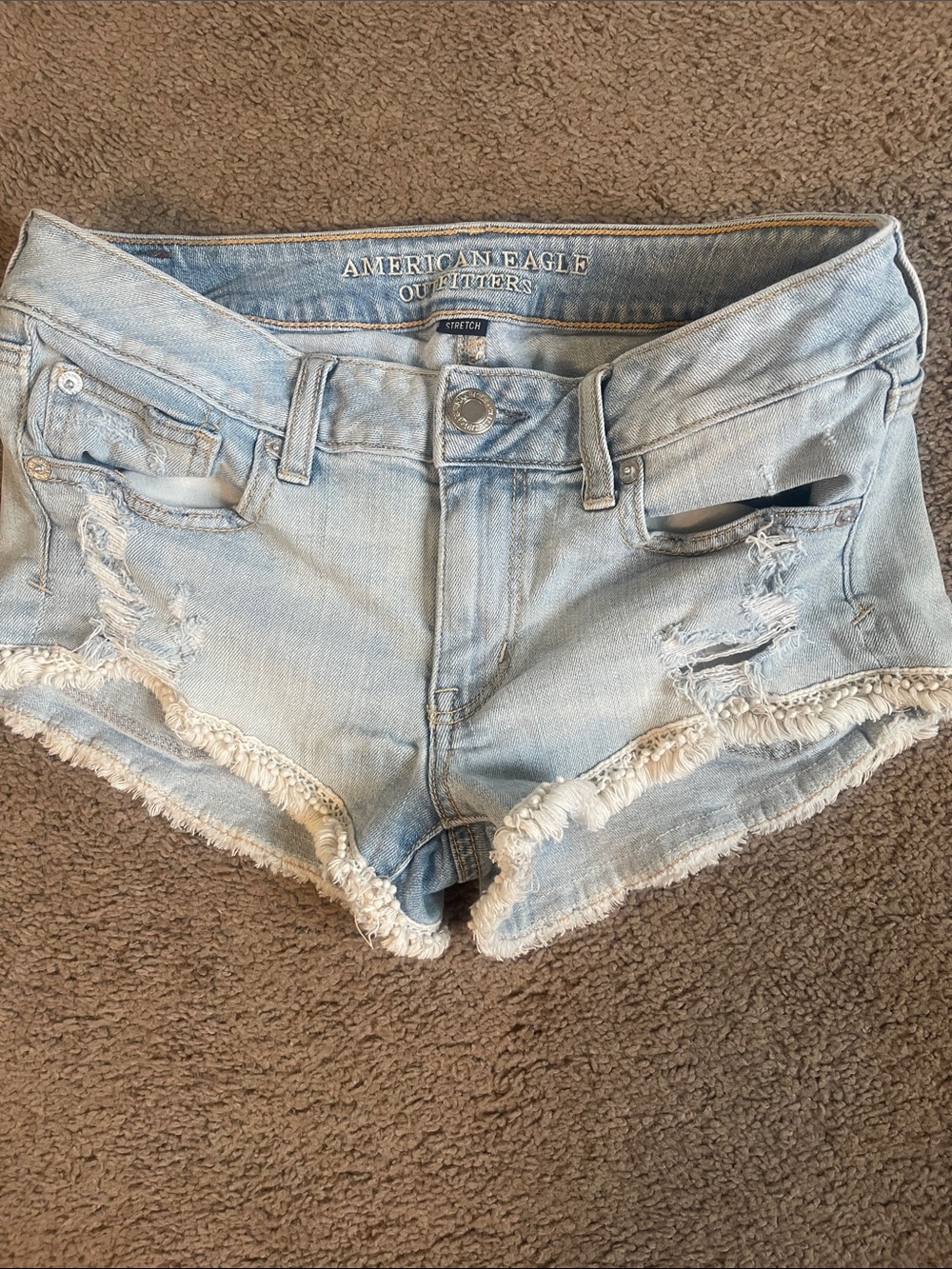 American Eagle Outfitters Light Blue Distressed Denim Shorts size 6 Vintage